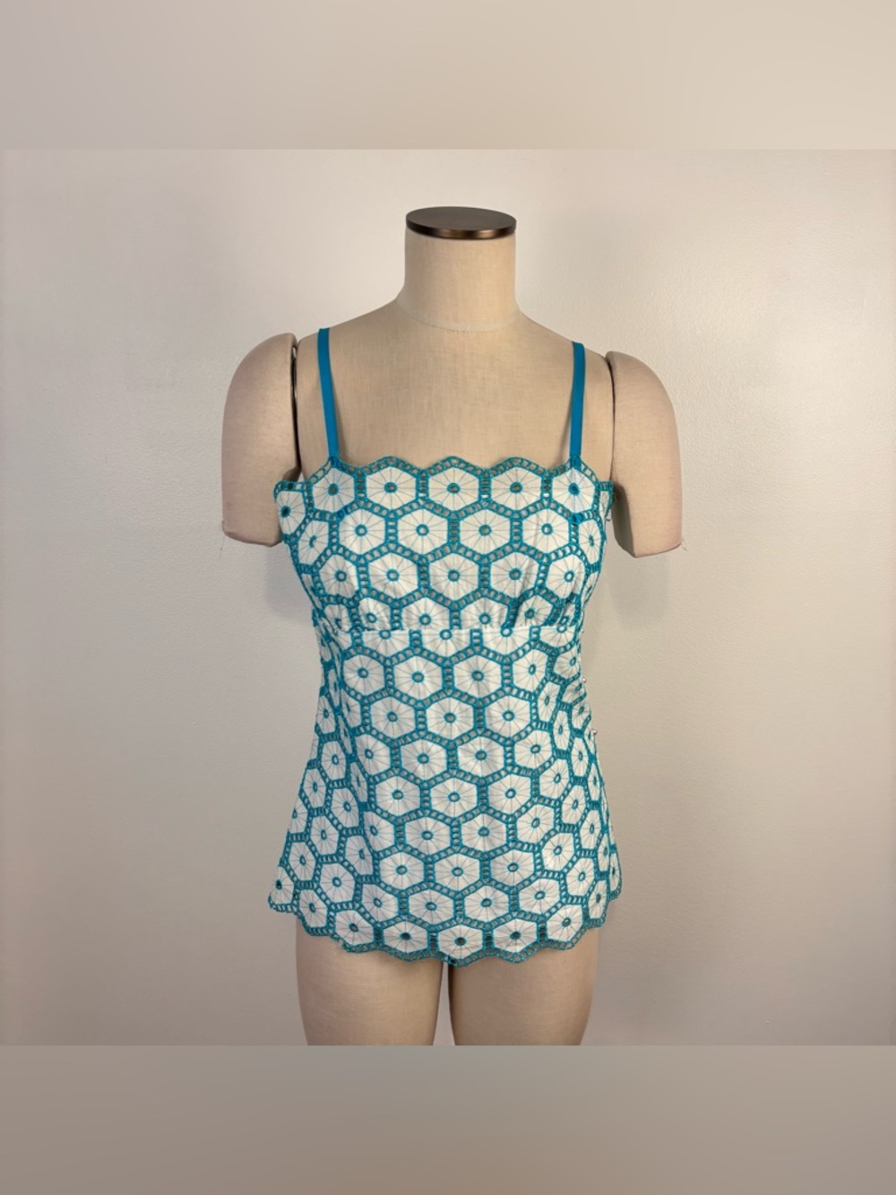 VTG Y2K Milly at Bergdorf Goodman Womens 8 Teal Blue and White Lace Tank Top